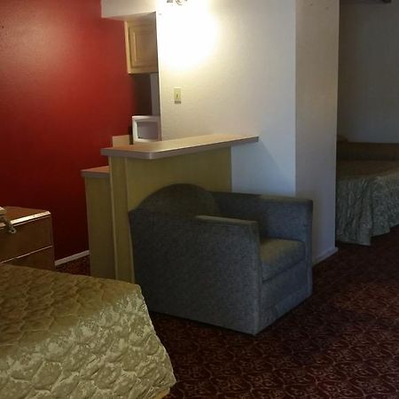Executive Inn And Suites Waxahachie Exterior photo